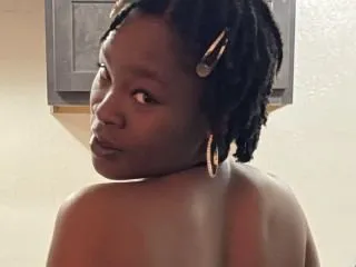 SwallowNuts profilbild på webbkameramodell