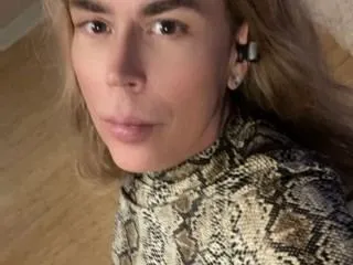 AProperLady profilbild på webbkameramodell