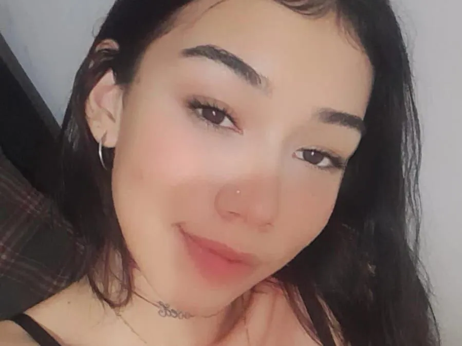 CarolinnaFox profilbild på webbkameramodell