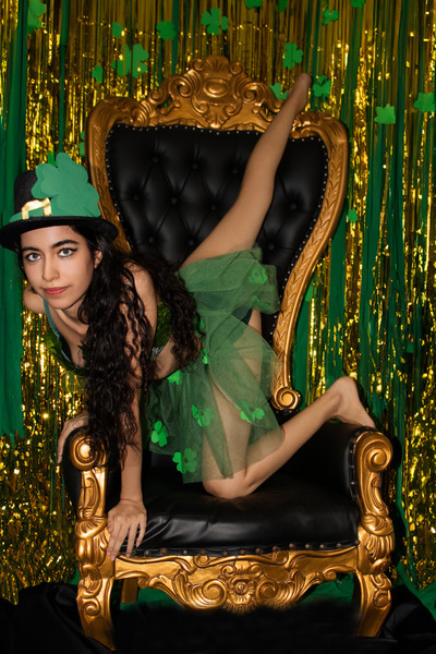 Performer kristannGil Photo 5