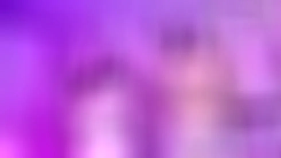 Artist PaulinaPrins101 Video 2