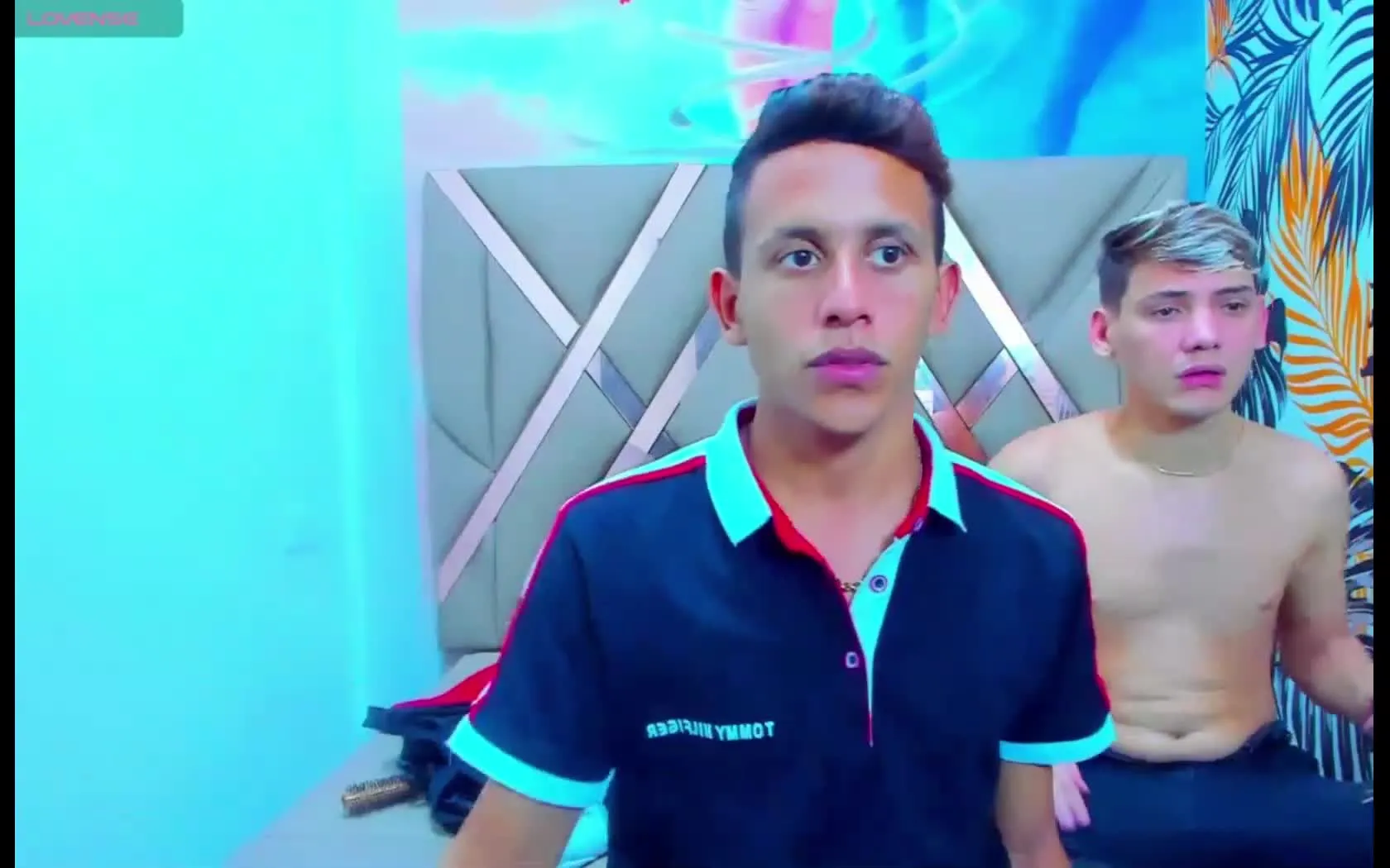 Artista lareyramo2527 Video 1