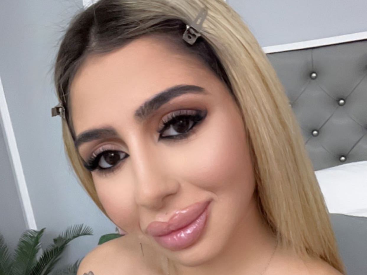Image de profil du modèle de webcam BelleHalle