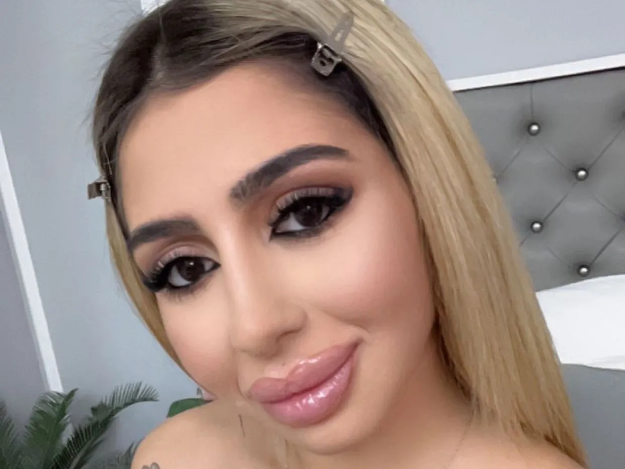 BelleHalle profilbild på webbkameramodell