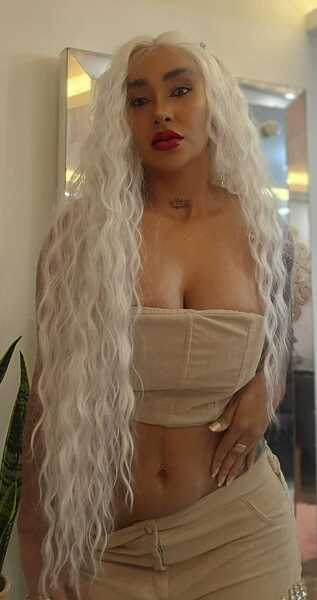 Artiest miaabrunettel Foto 9