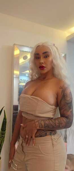 Artiest miaabrunettel Foto 5