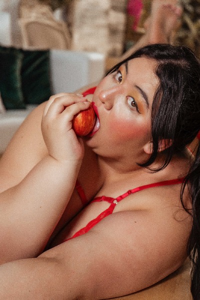 Performer RubyPirsso Photo 7