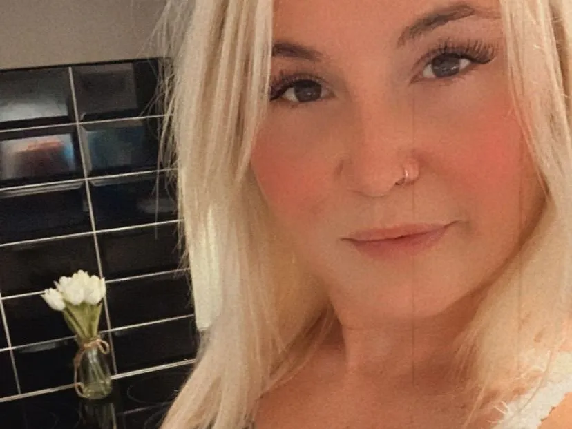 Profilbilde av KinkyBritishMilf webkamera modell