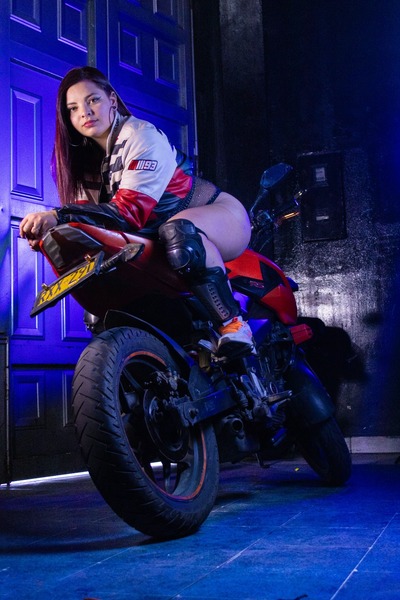 Interprète Vaneloppee Photo 9