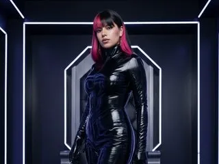 Image de profil du modèle de webcam luxxylu
