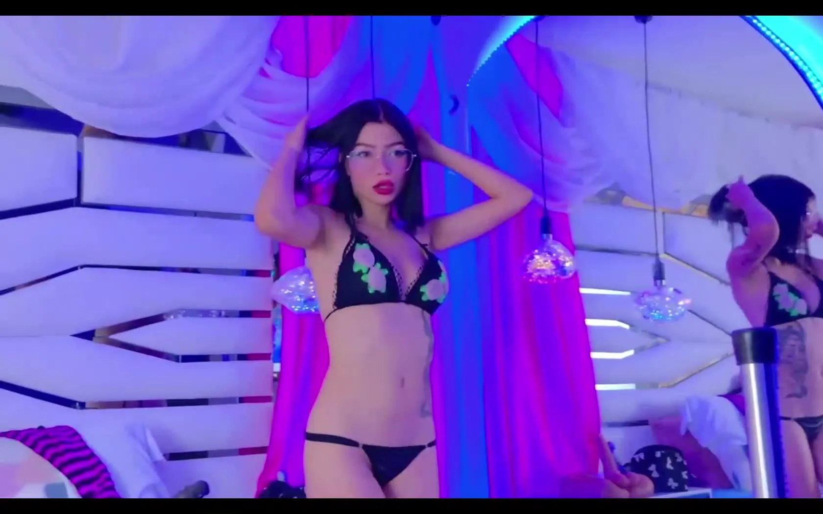 Interprete KatyCurve Video 1