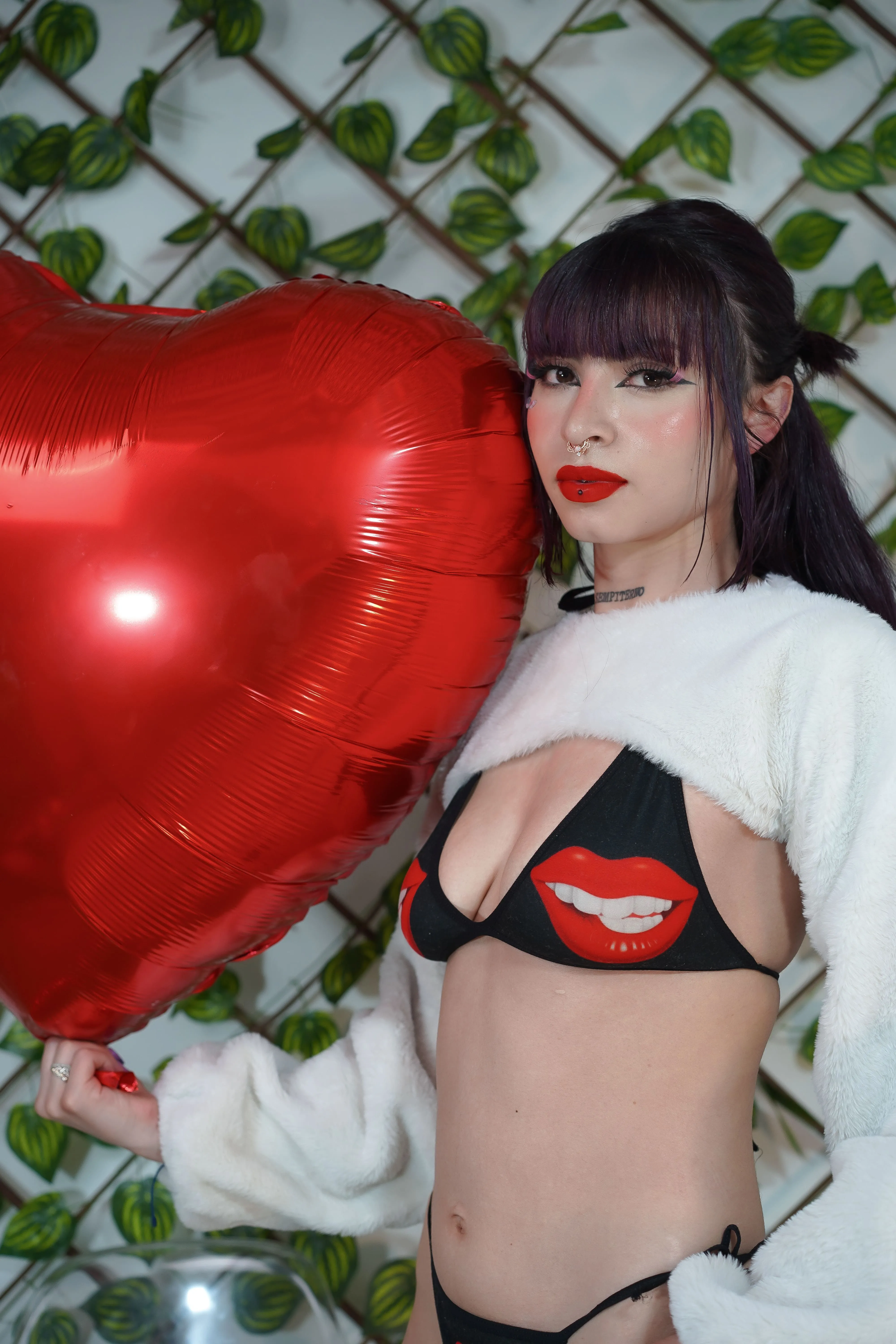 Performer katelillyrose51 Photo 12