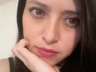 Image de profil du modèle de webcam ZaraEsmith