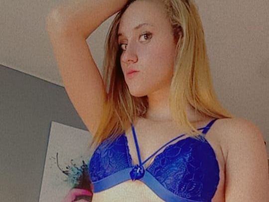 PamelaStonee immagine del profilo del modello di cam