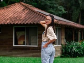 EmyAdamss profilbild på webbkameramodell