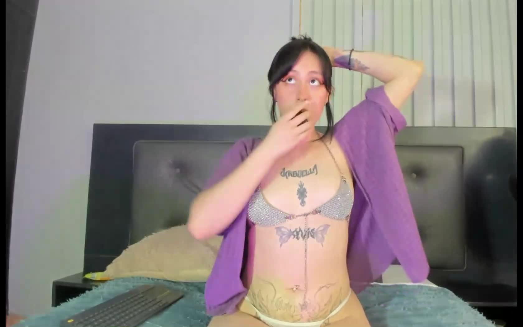 Interprete ElektraUwU Video 1