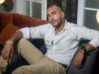 PhilippRomanov cam model profile picture