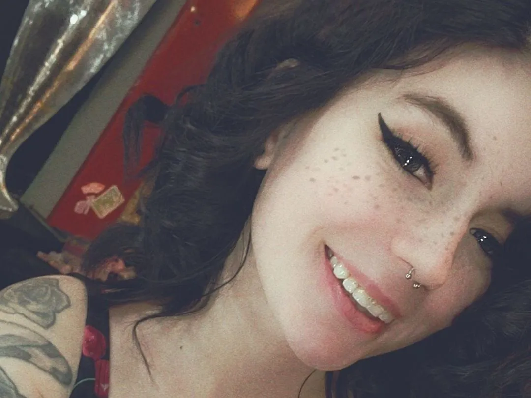 Image de profil du modèle de webcam SawyerKelly