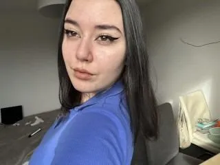 NADYINEE immagine del profilo del modello di cam