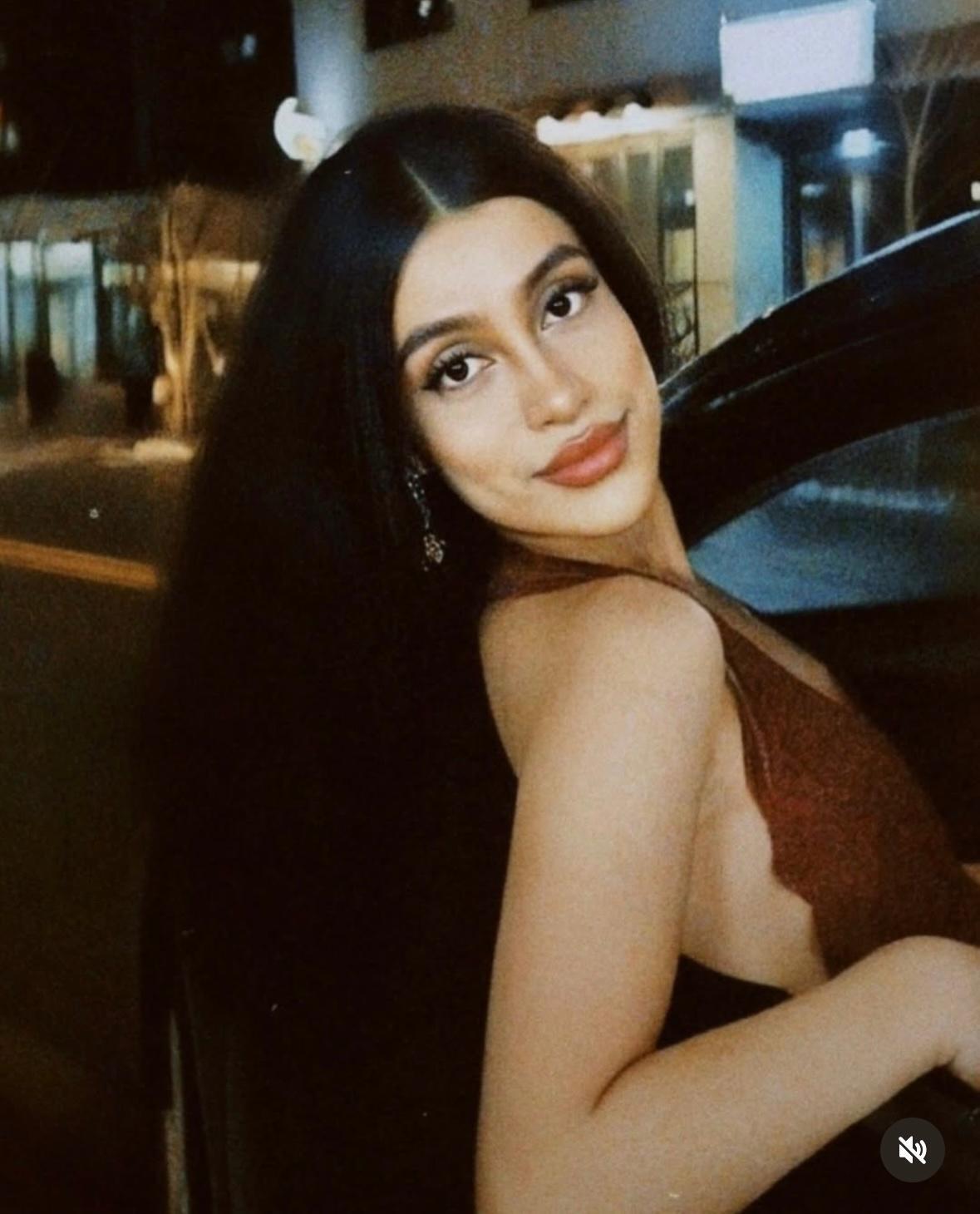 Performer CatalinaDebedout Photo 4