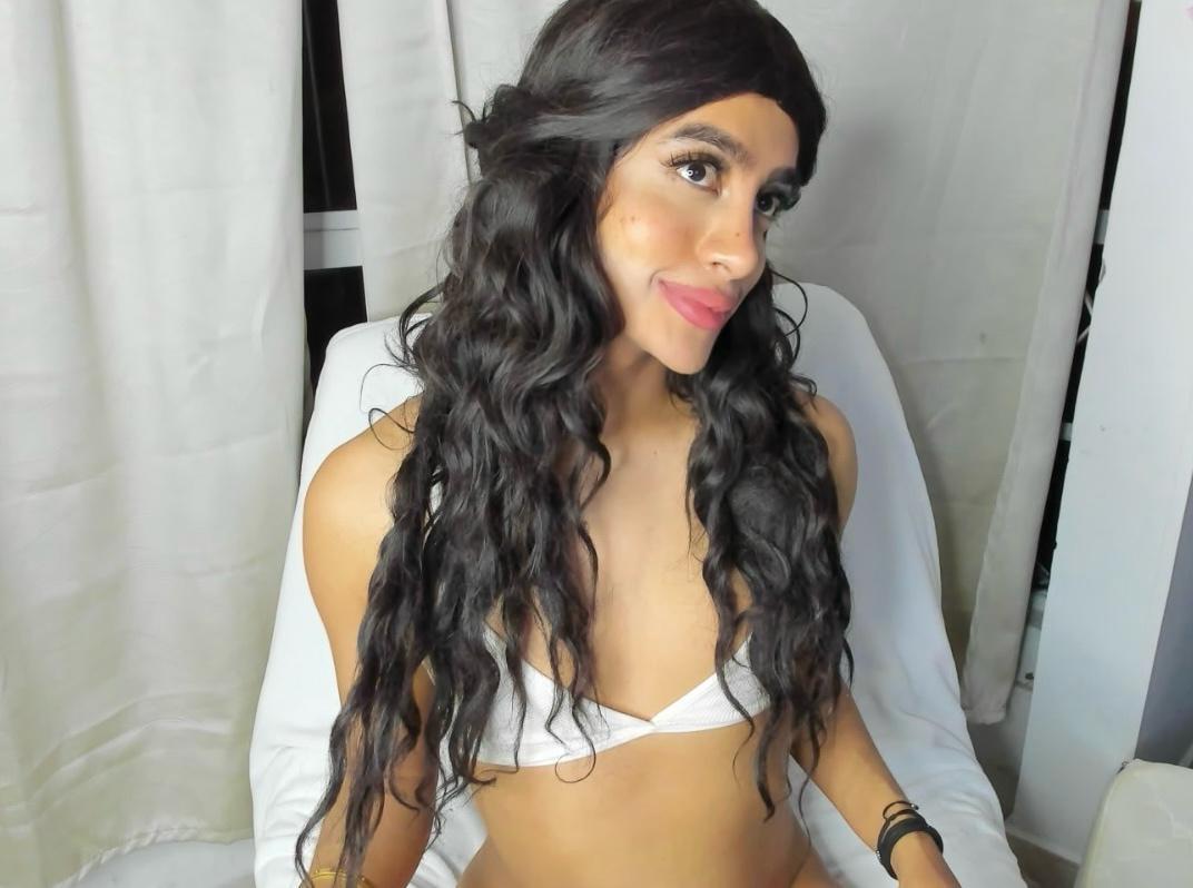 Performer CatalinaDebedout Photo 5