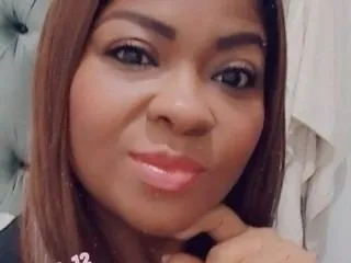 SAFIROSTONEKM cam model profile picture