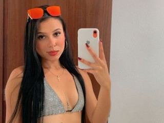 Imagen de perfil de modelo de cámara web de AnnikaJones