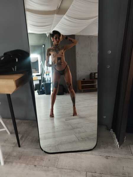 Darsteller AliiceYork Foto 3