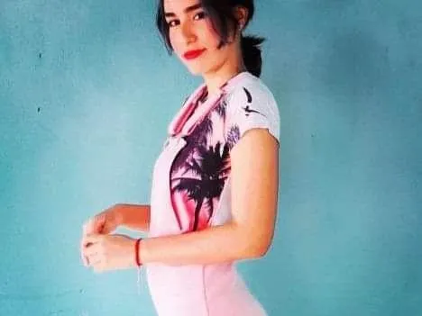 CandyJhons profilbild på webbkameramodell