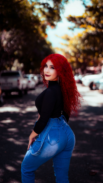 Performer ThalliaFox Photo 1