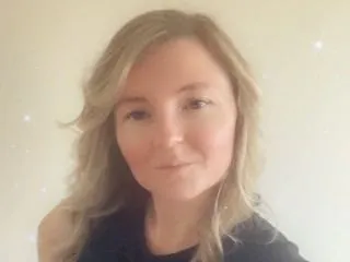 Image de profil du modèle de webcam NaughtyMissKatieX