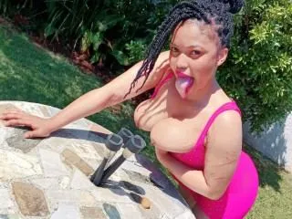 Imagen de perfil de modelo de cámara web de YUMMYDOLL22