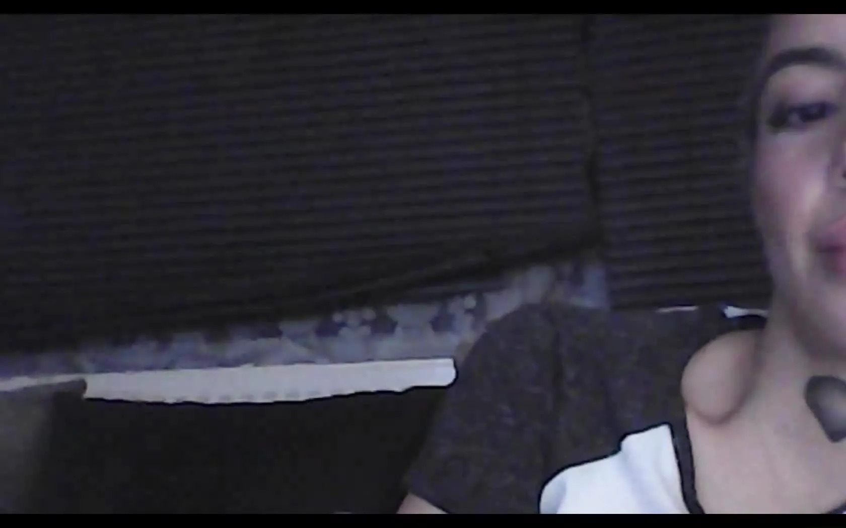 Interprete PetiteQueenXOX Video 1