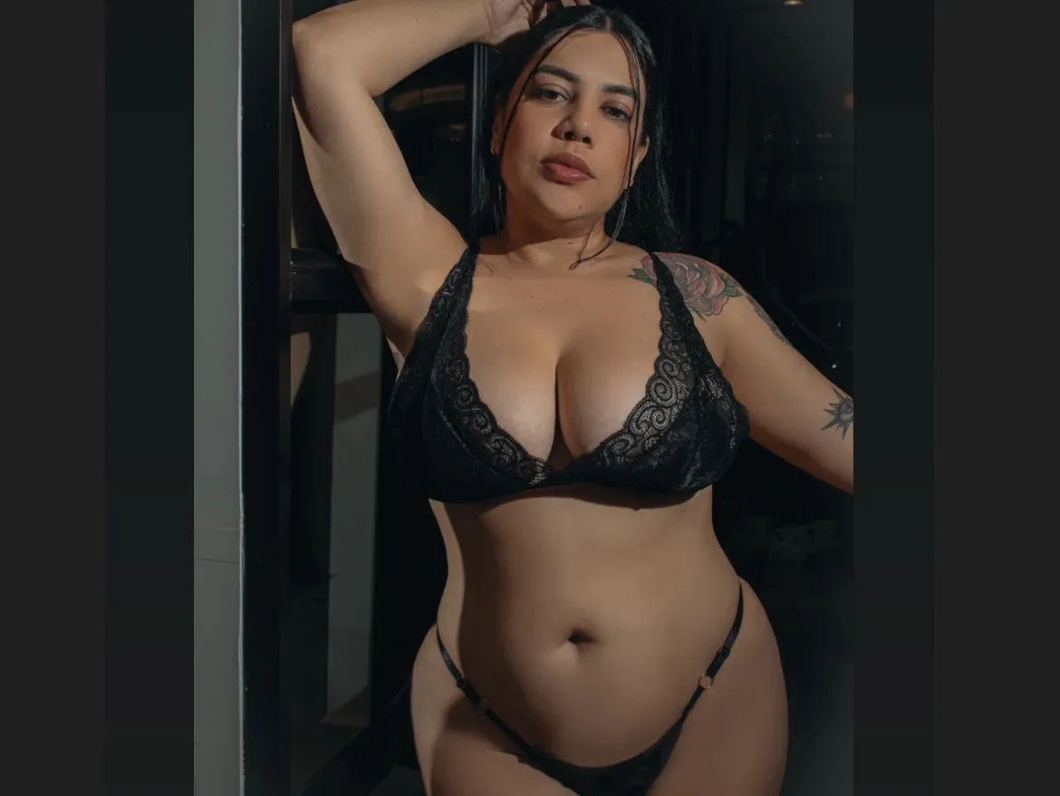 Performer Andreabusty Photo 2