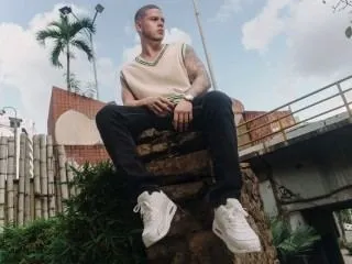 Imagen de perfil de modelo de cámara web de SebastianSlater