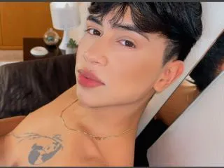 TylerMillers immagine del profilo del modello di cam