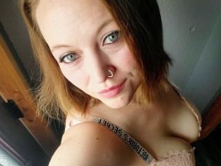 TrixyVix profielfoto van cam model