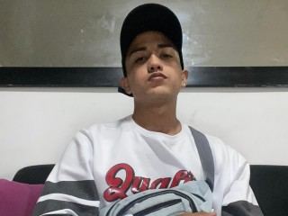 Foto de perfil de modelo de webcam de AlejandroSasnz 