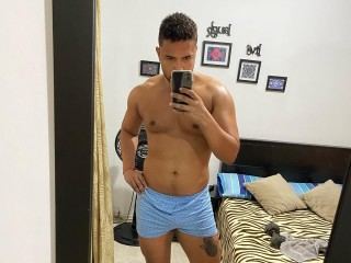 Foto de perfil de modelo de webcam de TREVOR20 