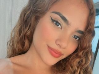 carolynne18 immagine del profilo del modello di cam