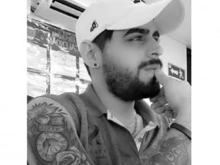 Image de profil du modèle de webcam AlessioKarthier