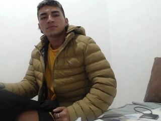 Profilbilde av AlejoyMagno webkamera modell