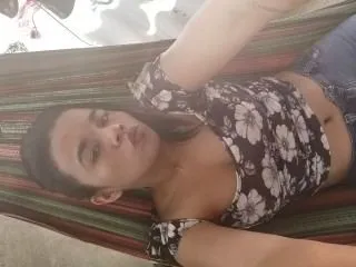 AliciaMorel profilbild på webbkameramodell