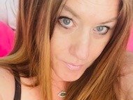 Imagen de perfil de modelo de cámara web de CeeXclara