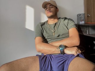 Latinbigcockxxx Profilbild des Cam-Modells 
