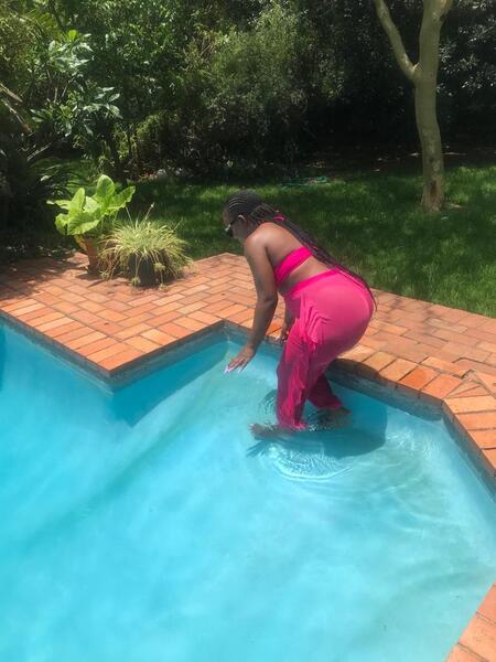 Interprete bustyass26xxx Foto 5