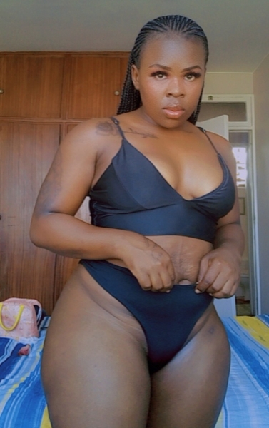 Interprete bustyass26xxx Foto 6