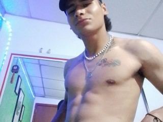 Imagen de perfil de modelo de cámara web de Santiagotafur