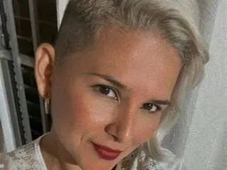 Image de profil du modèle de webcam AliceClarck