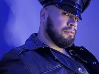 PiercedLeather cam model profile picture